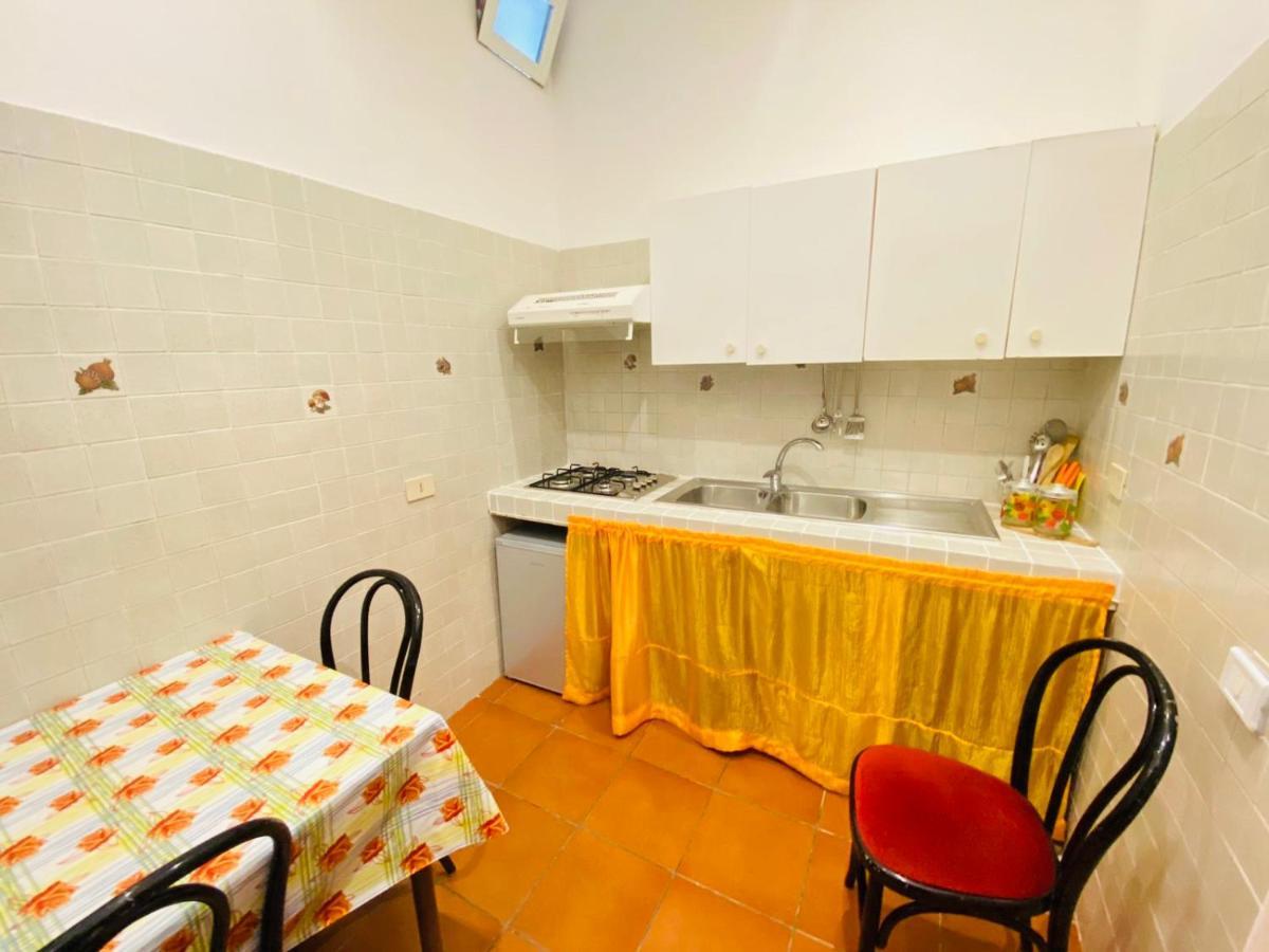 Casa Ninetta - Immobilevante Ponza Ngoại thất bức ảnh