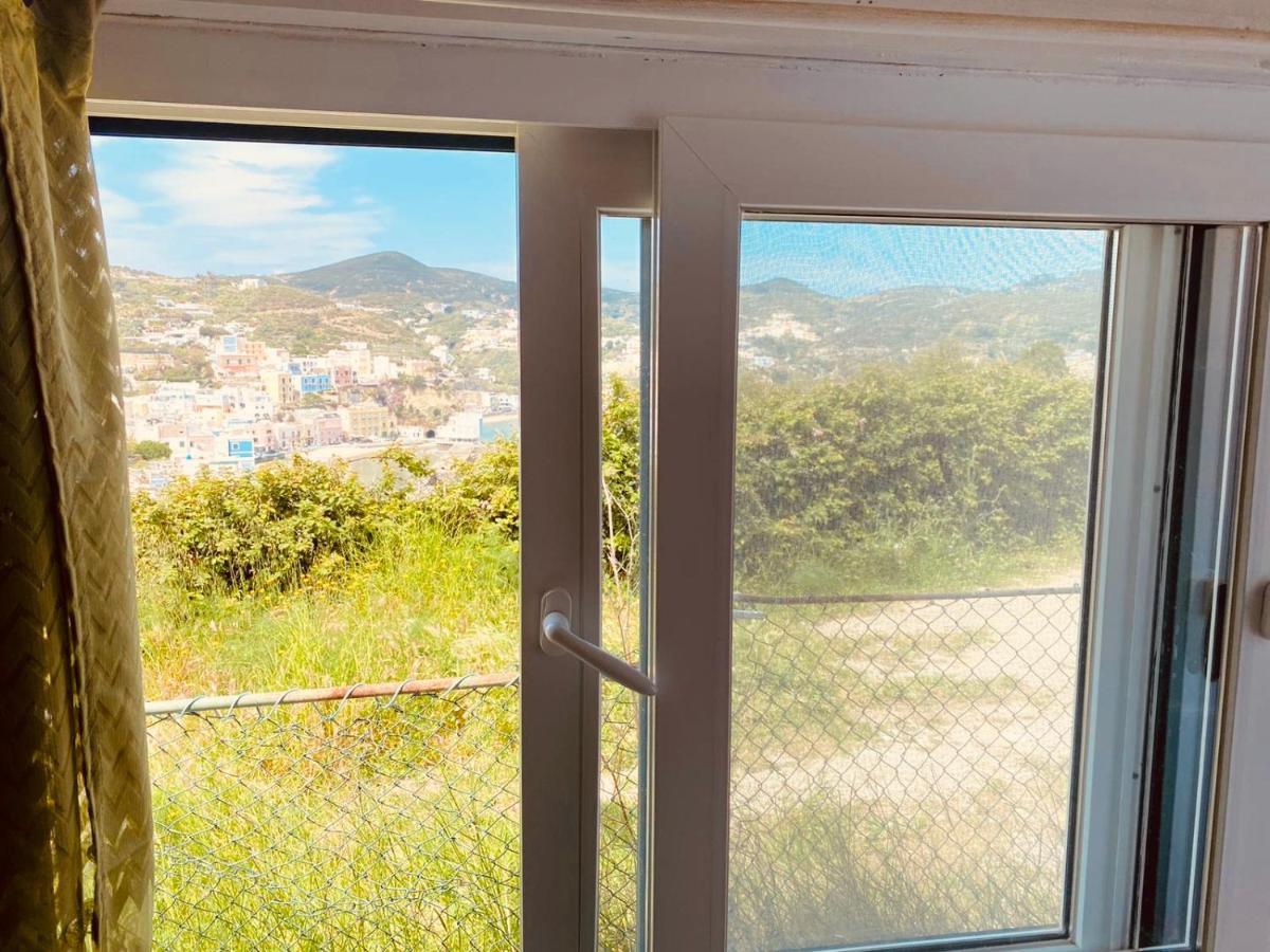Casa Ninetta - Immobilevante Ponza Ngoại thất bức ảnh