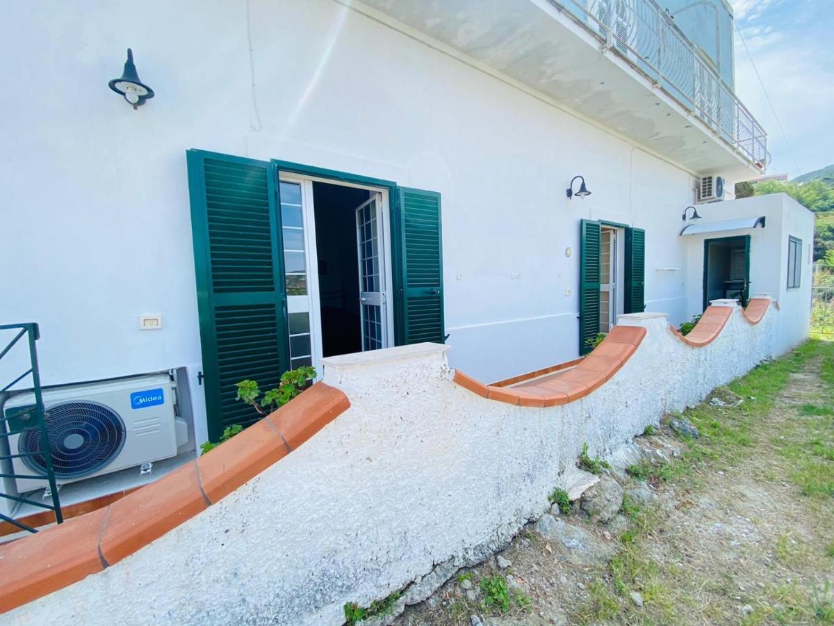 Casa Ninetta - Immobilevante Ponza Ngoại thất bức ảnh