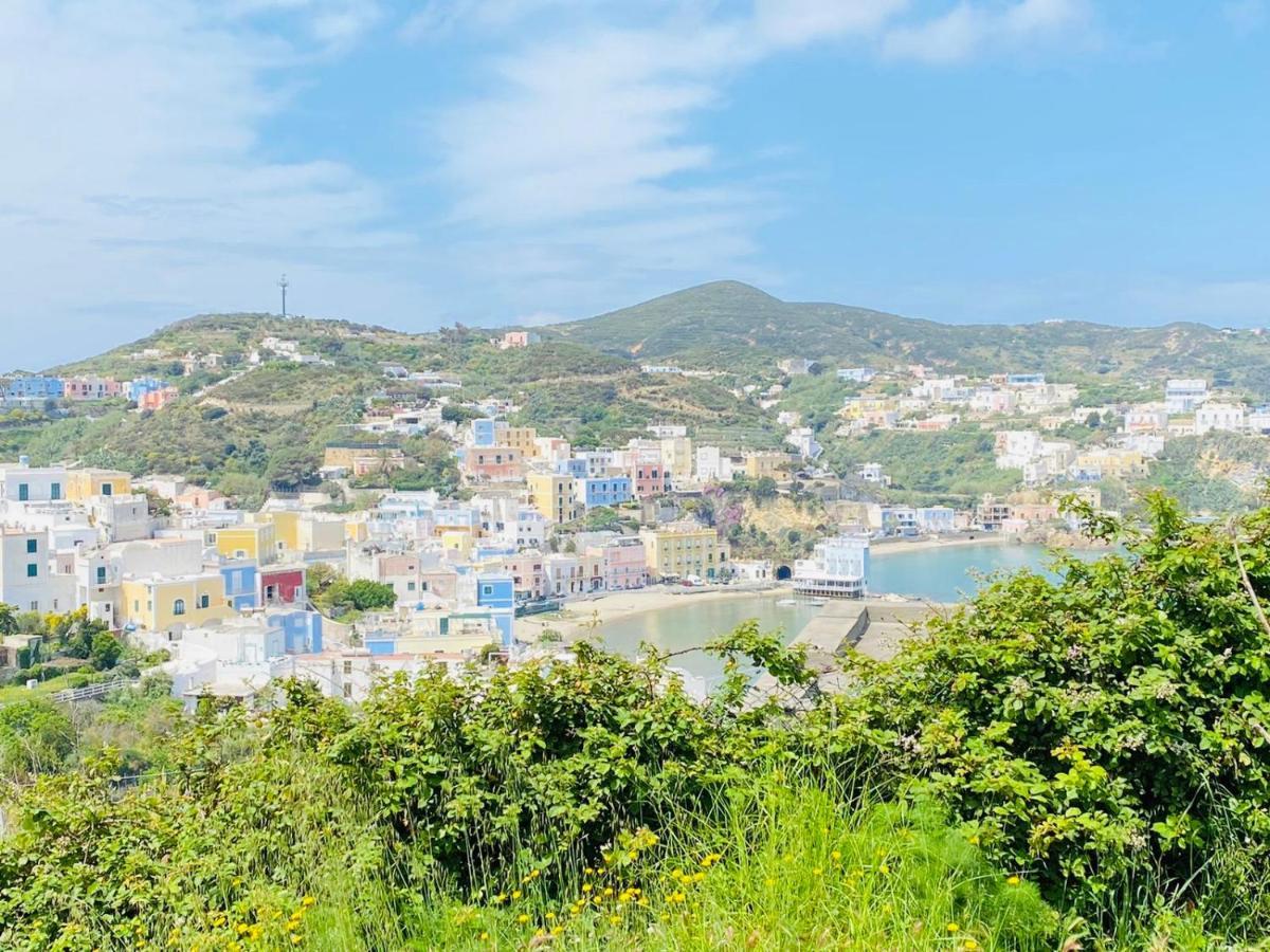 Casa Ninetta - Immobilevante Ponza Ngoại thất bức ảnh