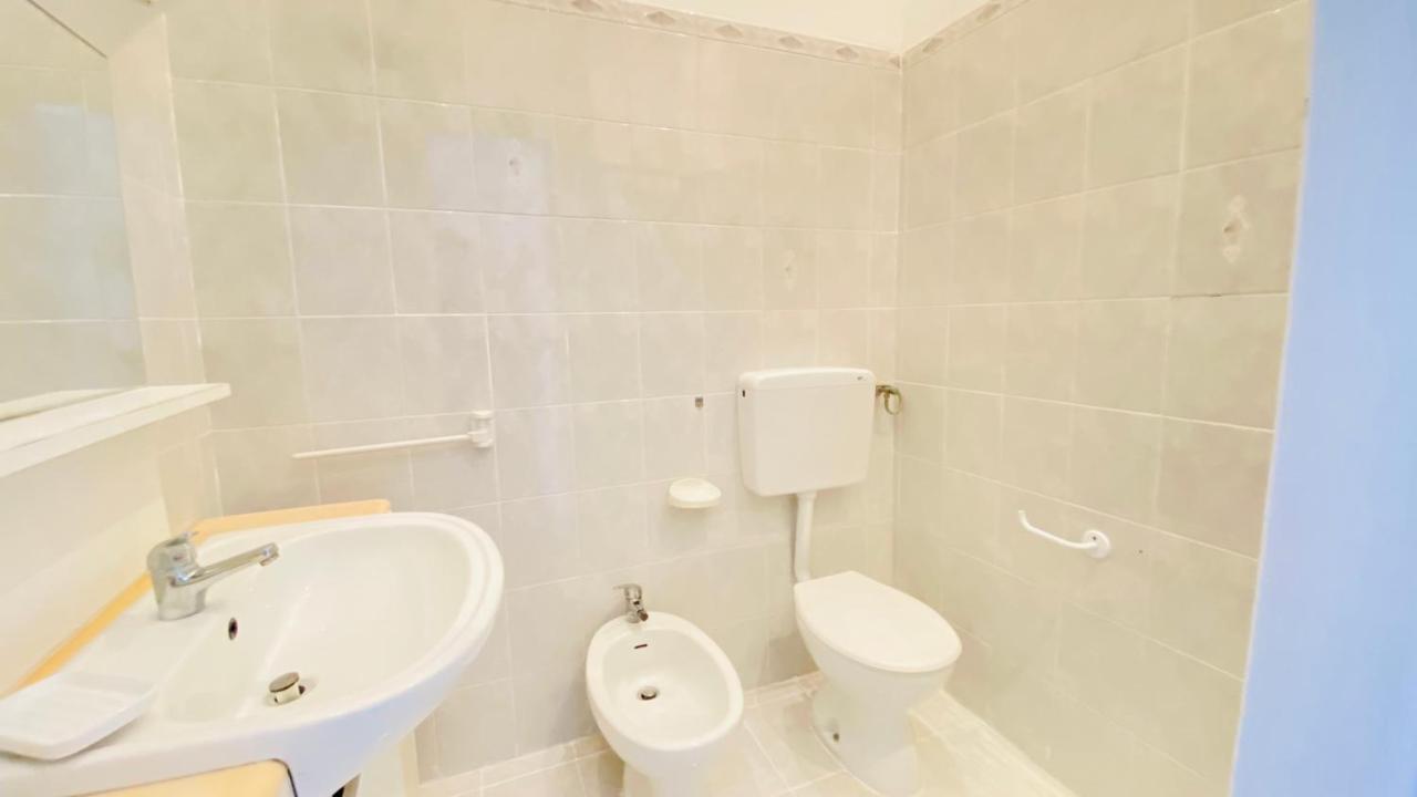 Casa Ninetta - Immobilevante Ponza Ngoại thất bức ảnh